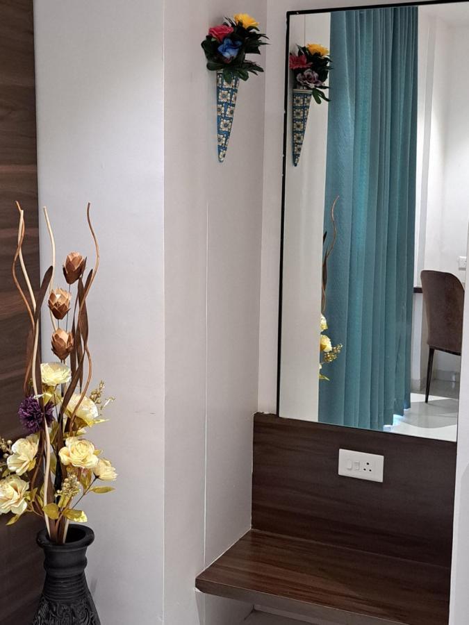 ホテル Bouquet Residency ナーシク エクステリア 写真